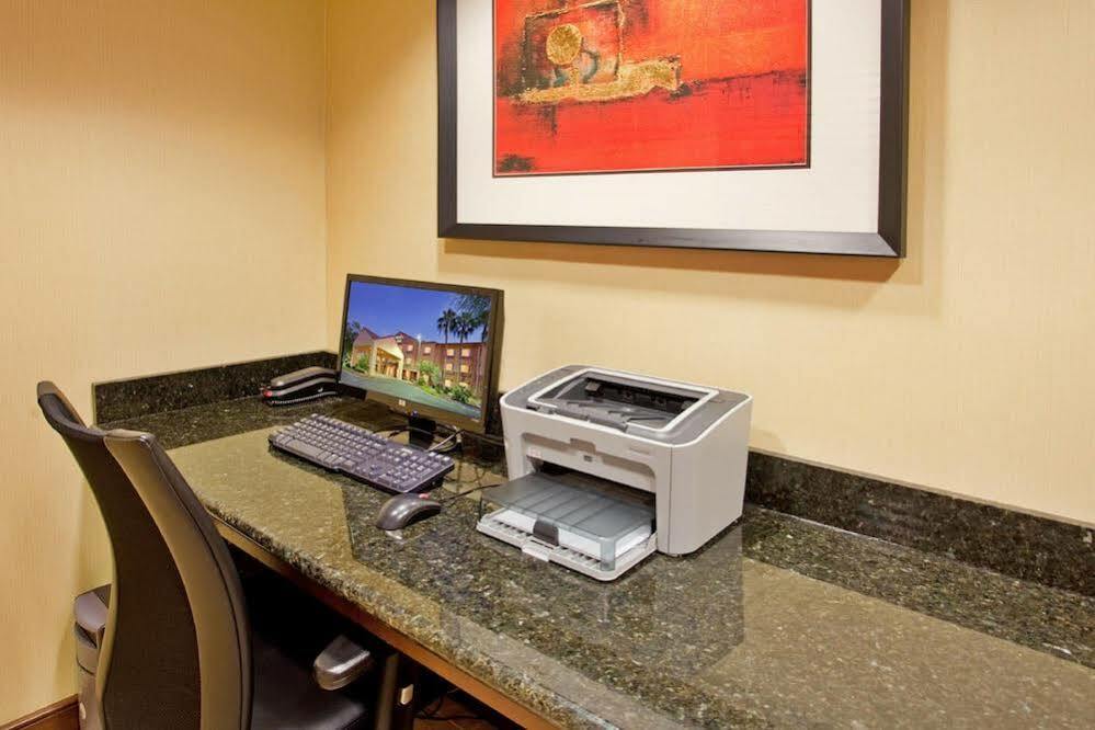 Springhill Suites Tempe At Arizona Mills Mall Exterior foto